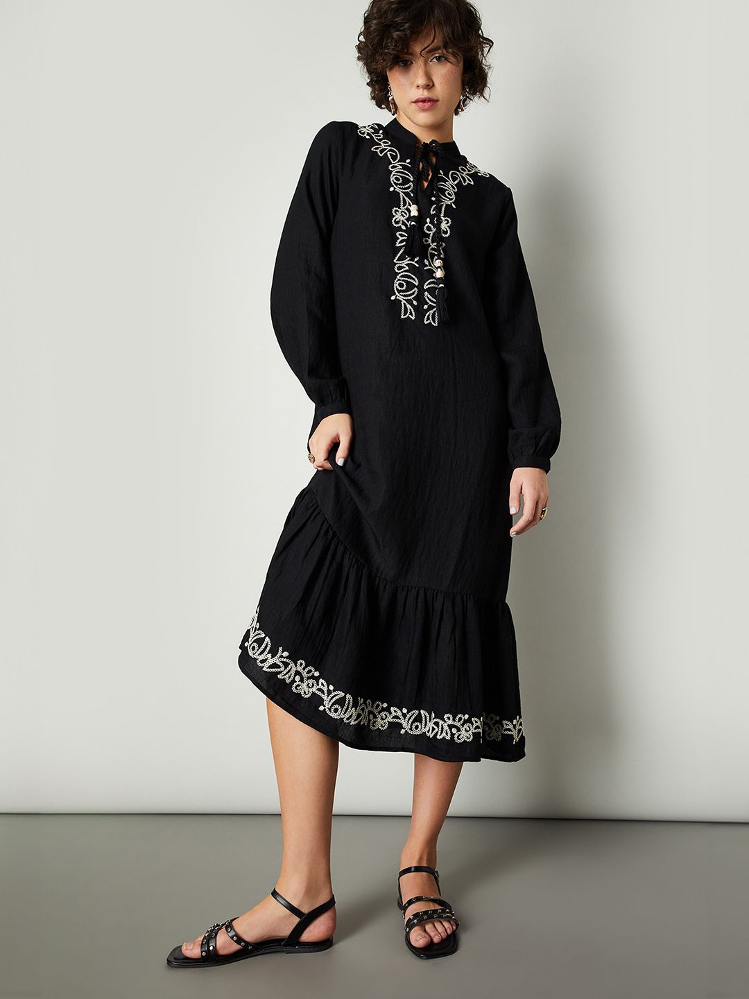 

max Embroidered Tie-Up Neck Drop-Waist Midi Dress, Black