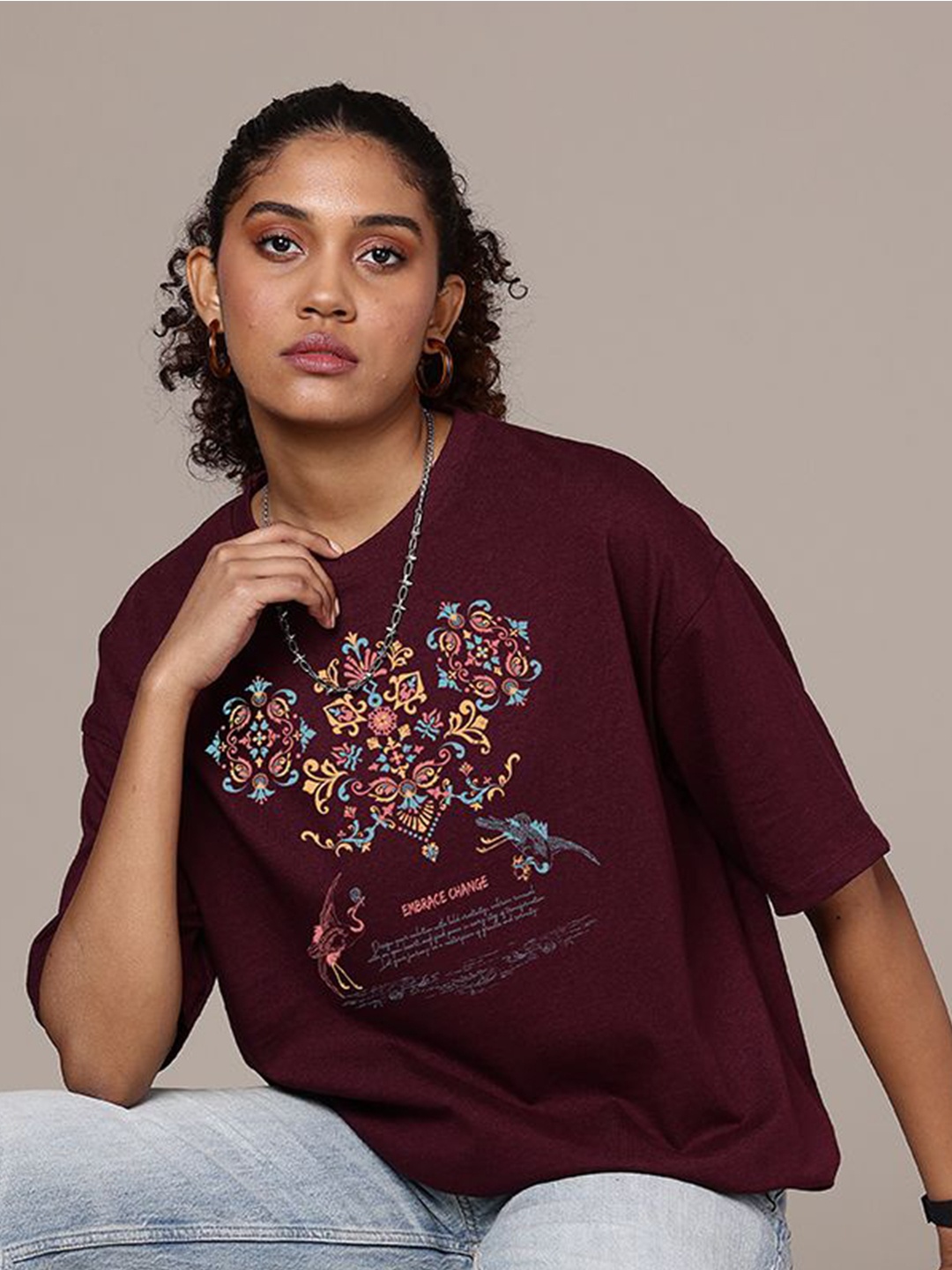 

The Roadster Lifestyle Co Graphic Printed Cotton Oversized Fit T-shirt, Burgundy