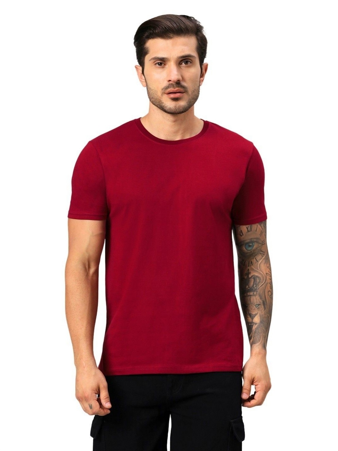 

URBANICE Men T-shirt, Maroon