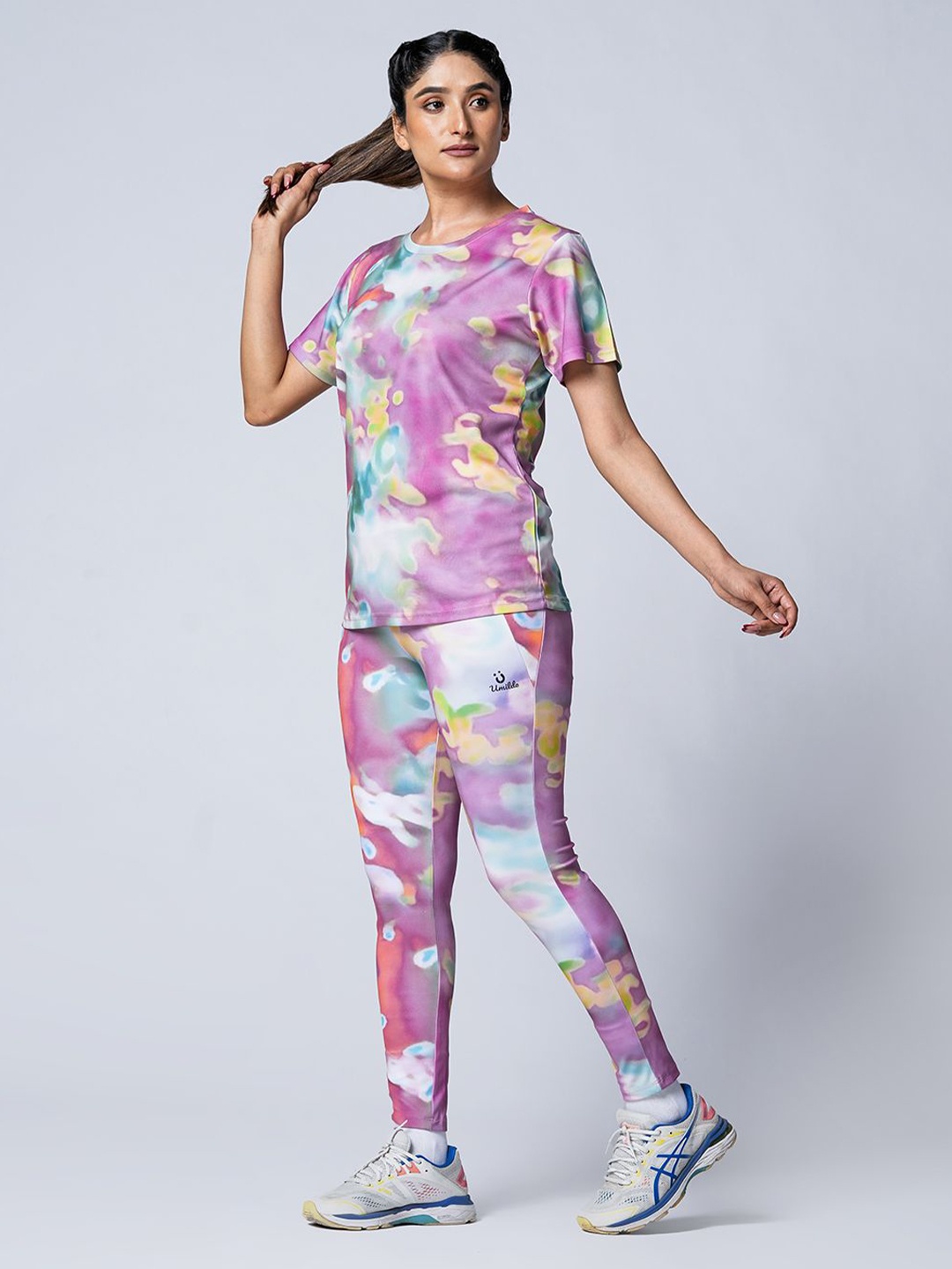 

UMILDO Washed Round Neck T-shirt With Tights, Pink