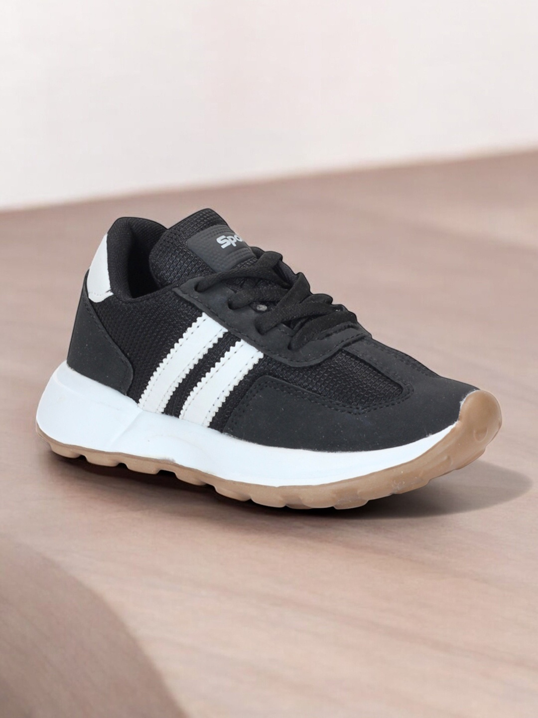 

Lil Lollipop Kids Lightweight Sneakers, Black