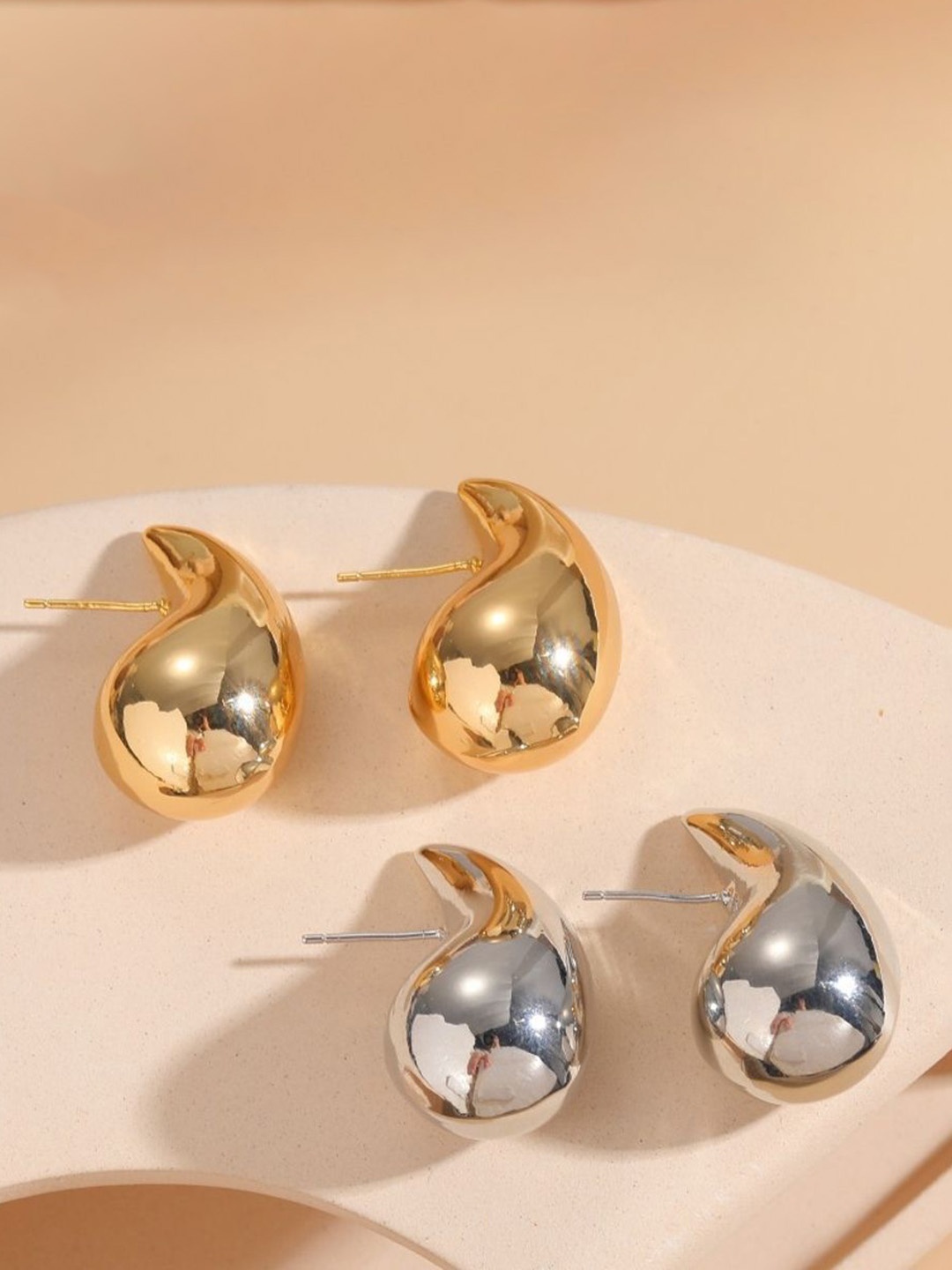 

Celestique Set Of 2 Contemporary Shaped Studs, Gold