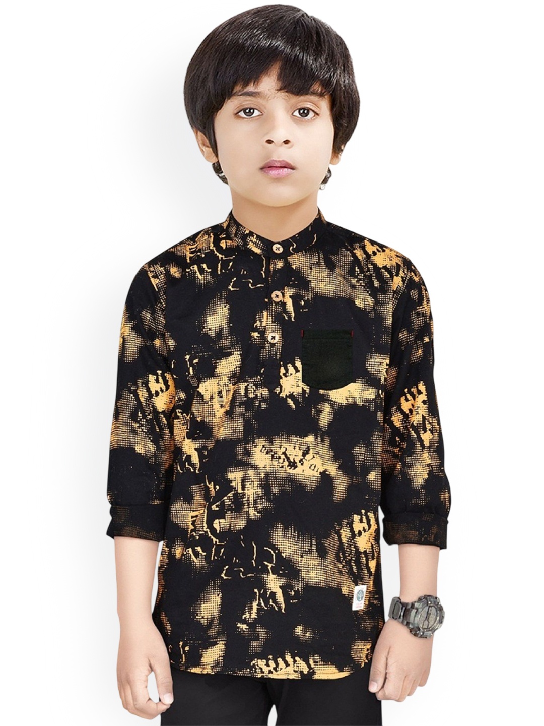 

MADE IN THE SHADE Boys Abstract Printed Mandarin Collar Pure Cotton Short Kurta, Black