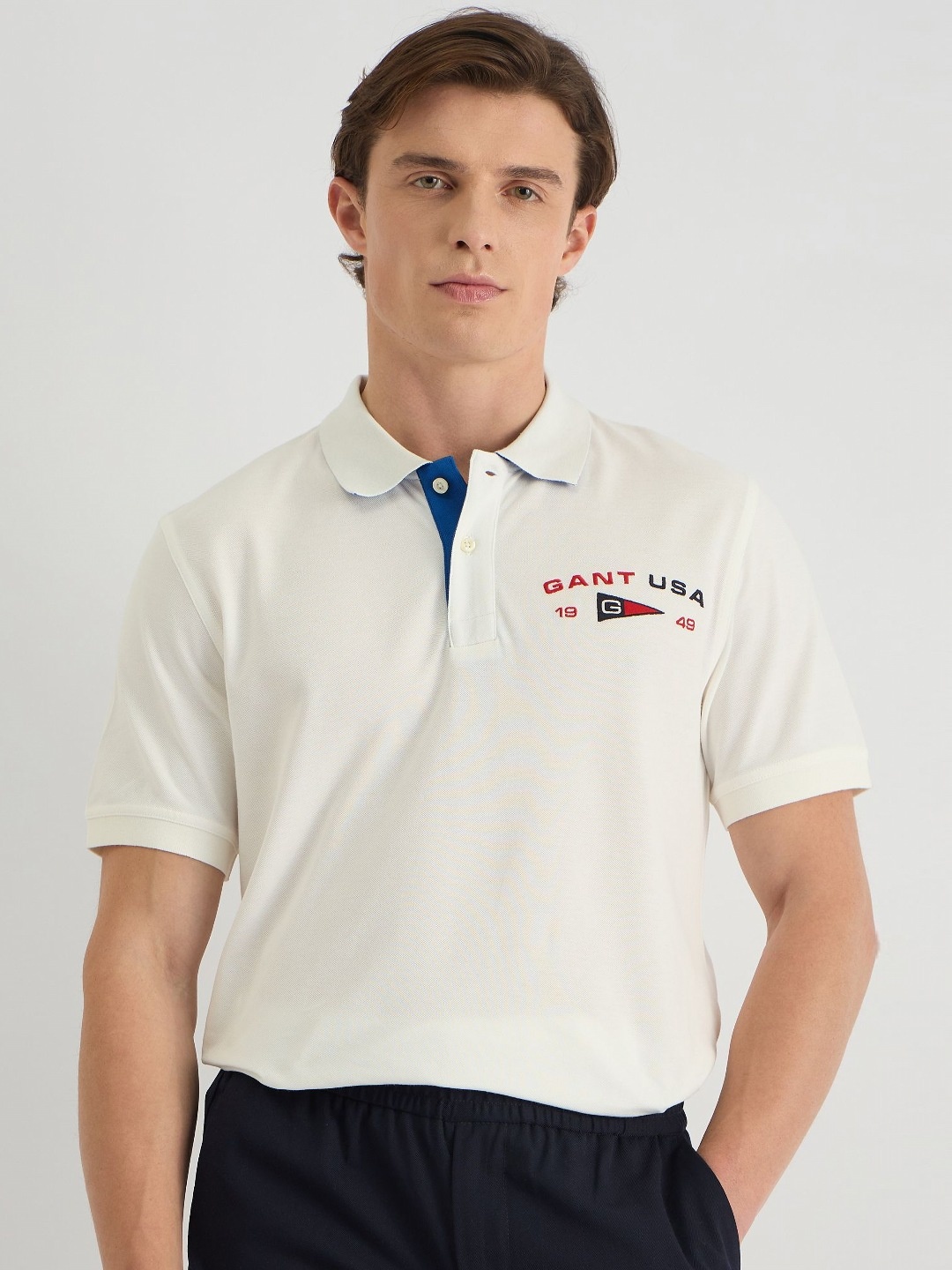 

GANT Men Flag Emroidered Polo Collar Cotton T-shirt, White