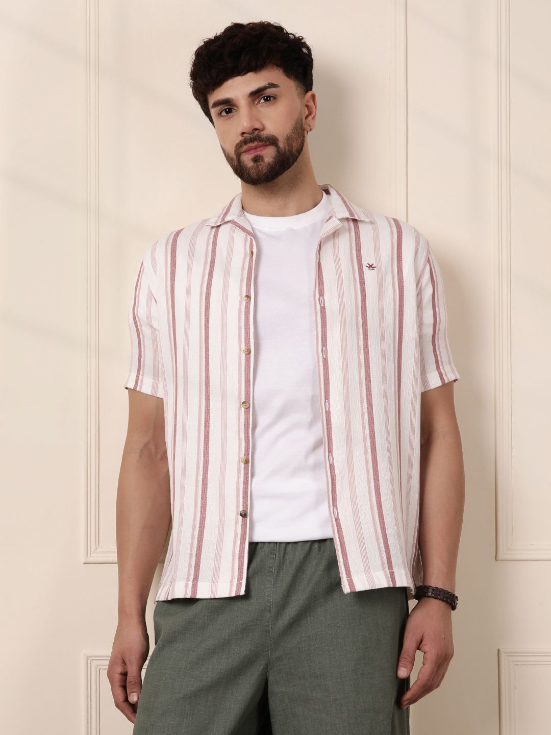 

WROGN Men Comfort Fit Cuban Collar Vertical Striped Cotton Casual Shirt, Pink