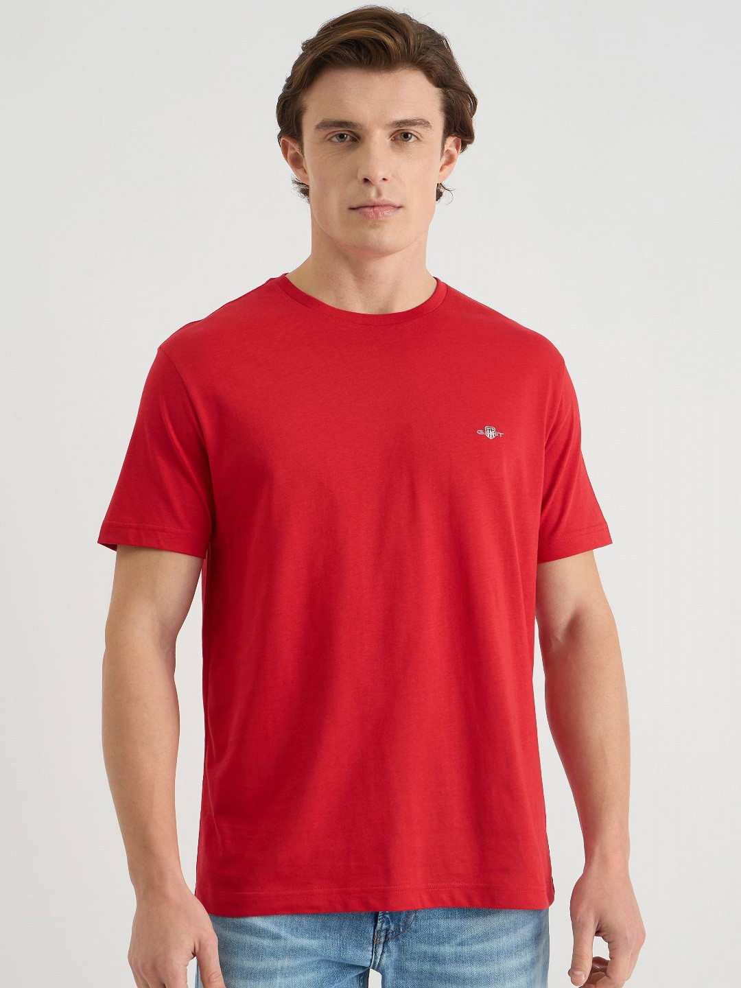 

GANT Men Solid Regular Fit Shield Cotton T-shirt, Red