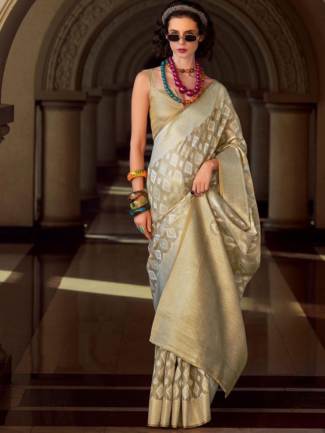 

Satrani Zari Tissue Banarasi Saree, Beige