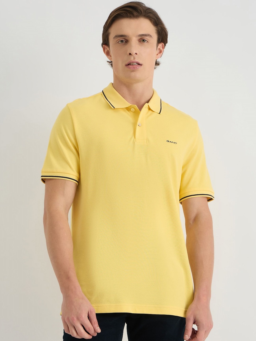

GANT Men Solid Polo Collar Pique Cotton T-shirt, Yellow