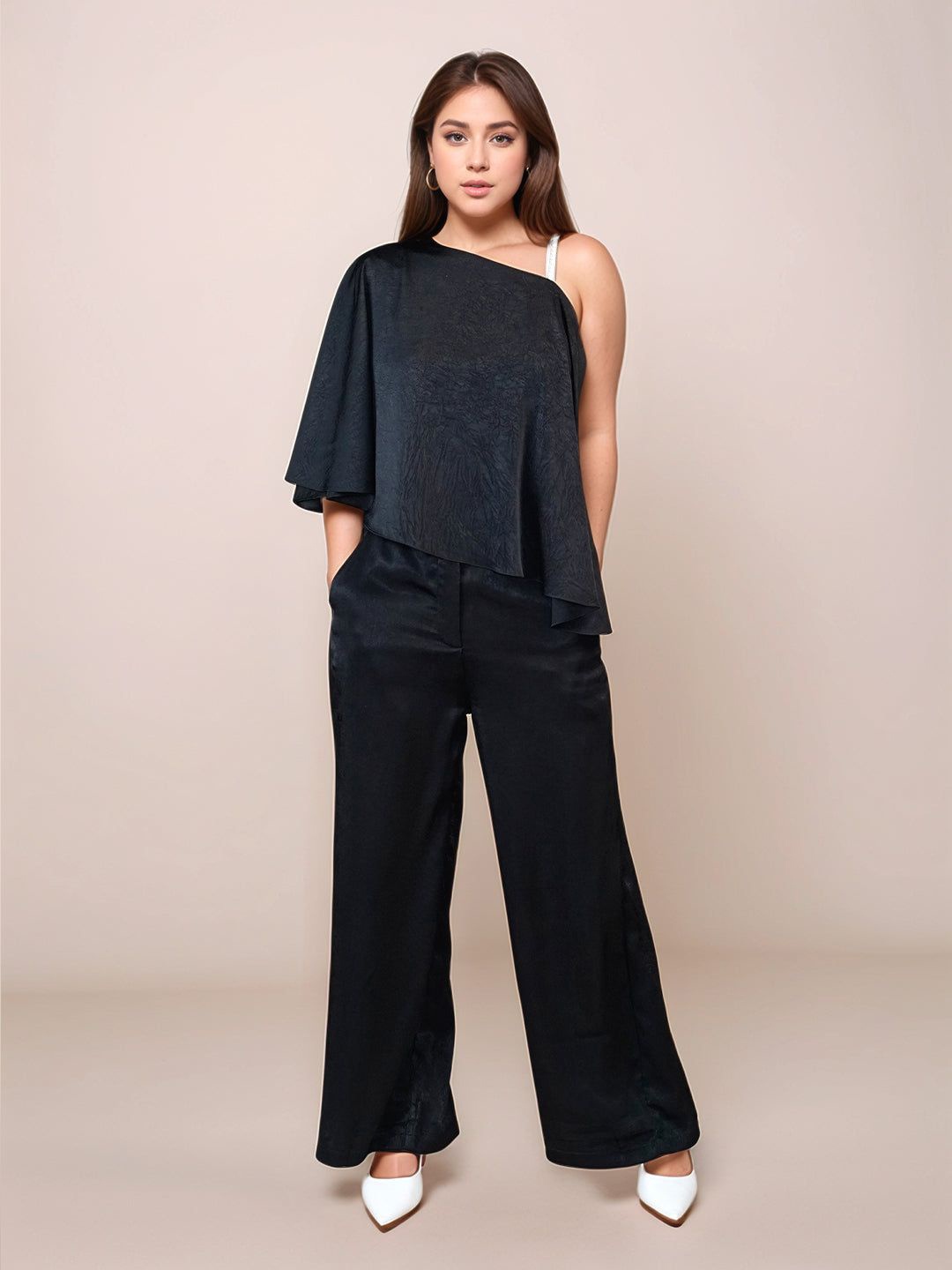 

Zink London Black Textured One-Shoulder Top