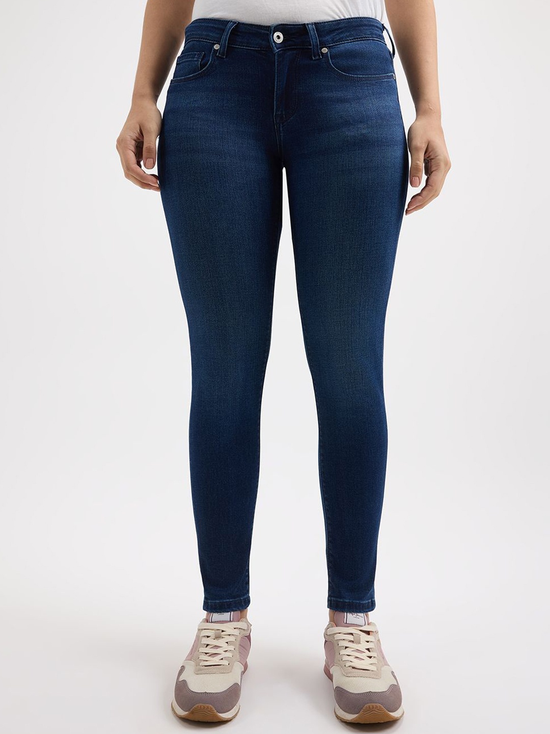 

Pepe Jeans Women Skinny Fit High-Rise Light Fade Stretchable Jeans, Blue
