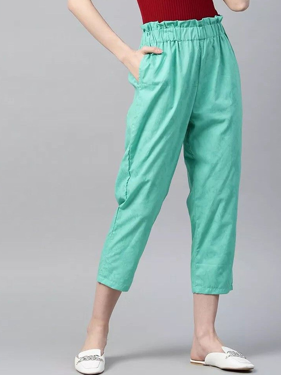 

Classy Hangers Women Trousers, Green