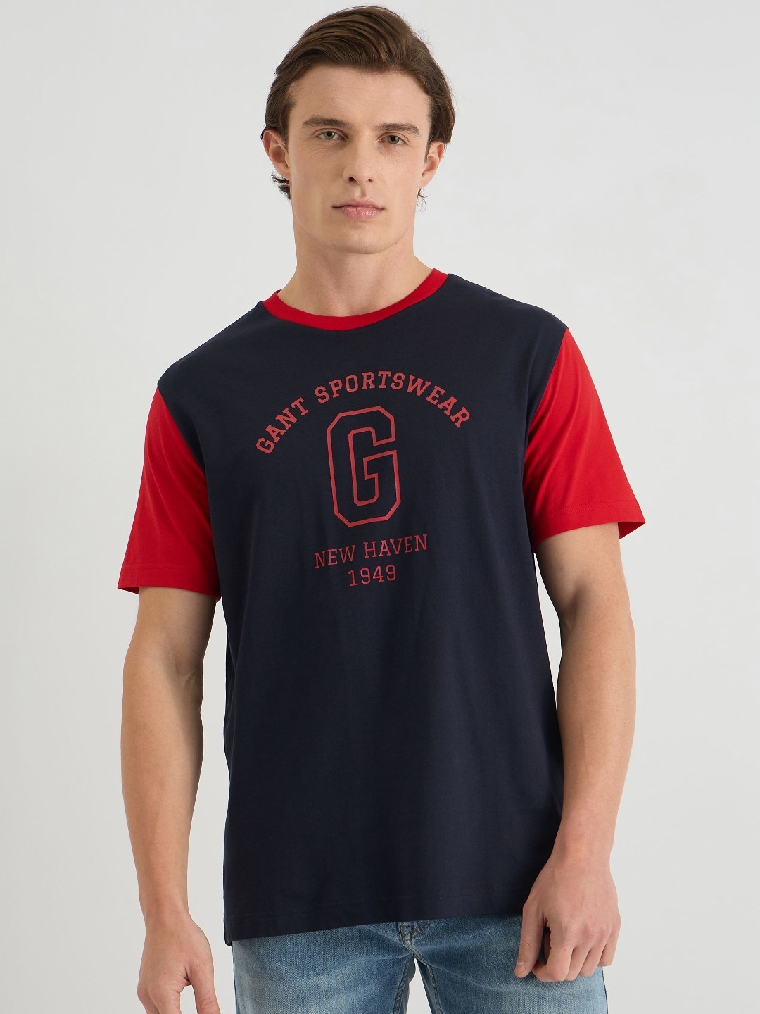 

GANT Men Typography Printed Round Neck Cotton T-shirt, Navy blue