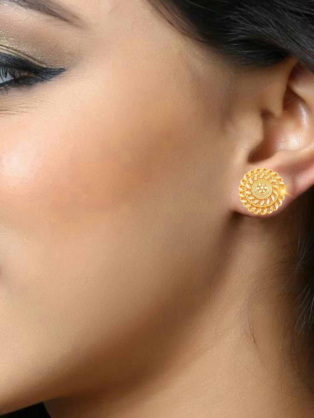 

DIVASTRI Gold-Plated Floral Shaped Studs