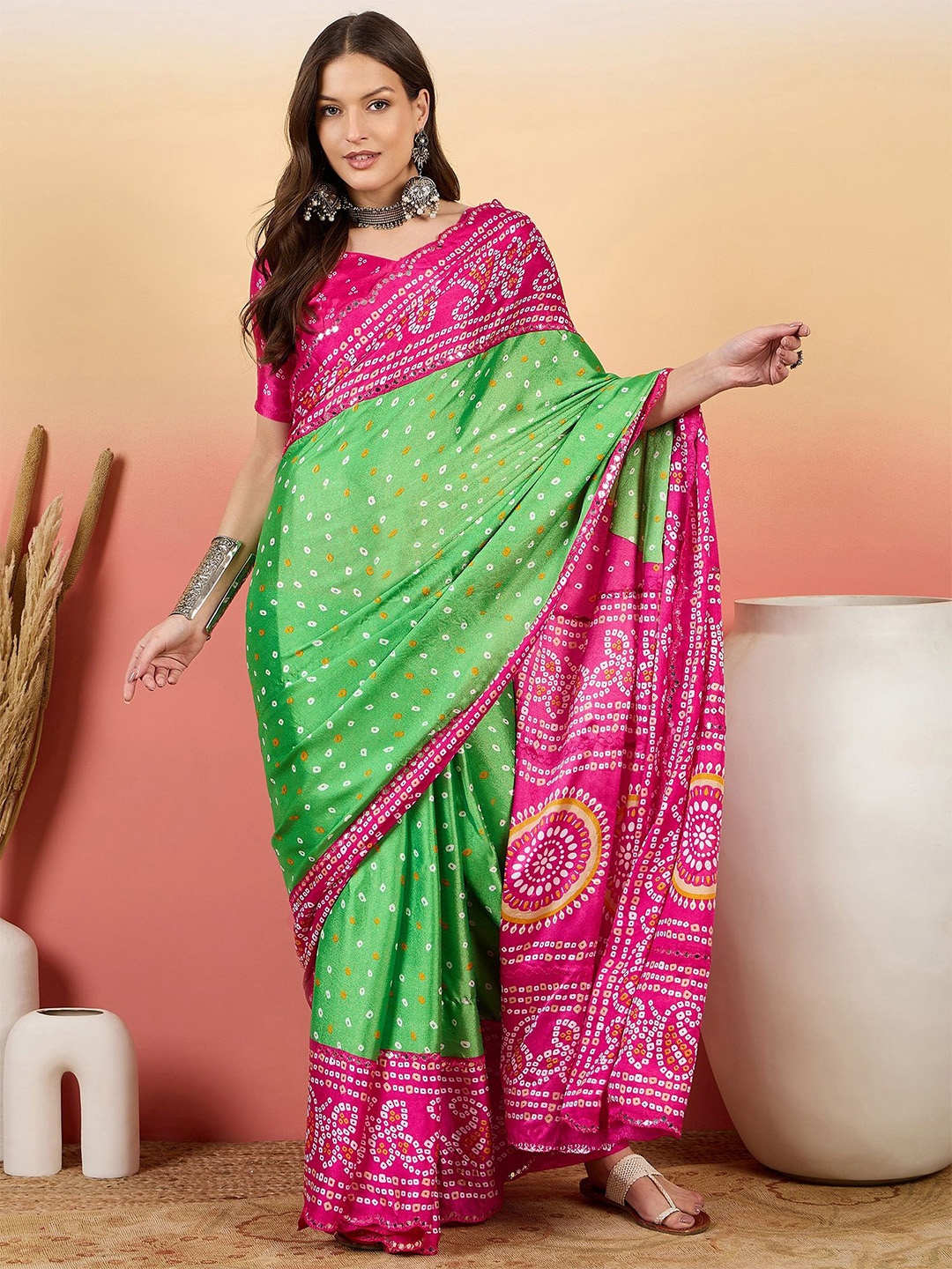 

Sangria Bandhani Printed Saree, Pink