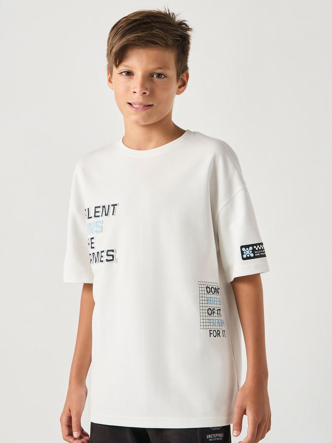 

max Boys Graphic Printed Round Neck Cotton Oversized T-shirt, White