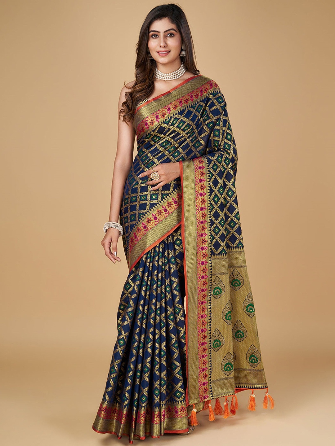 

DIVASTRI Woven Design Zari Silk Blend Patola Saree, Navy blue