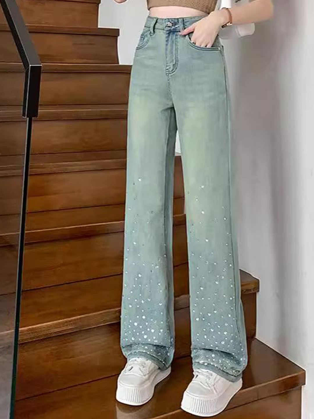 

DressBerry Women Straight Fit High-Rise Light Fade Jeans, Blue