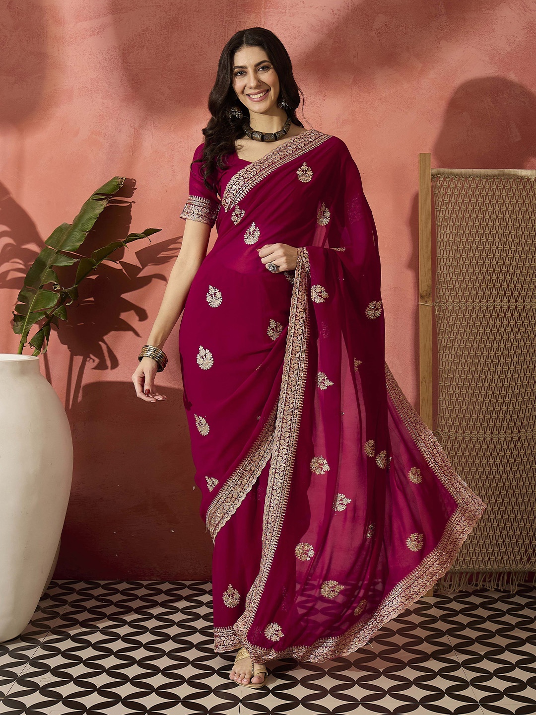 

Sangria Ethnic Motifs Embellished Pure Georgette Saree, Pink