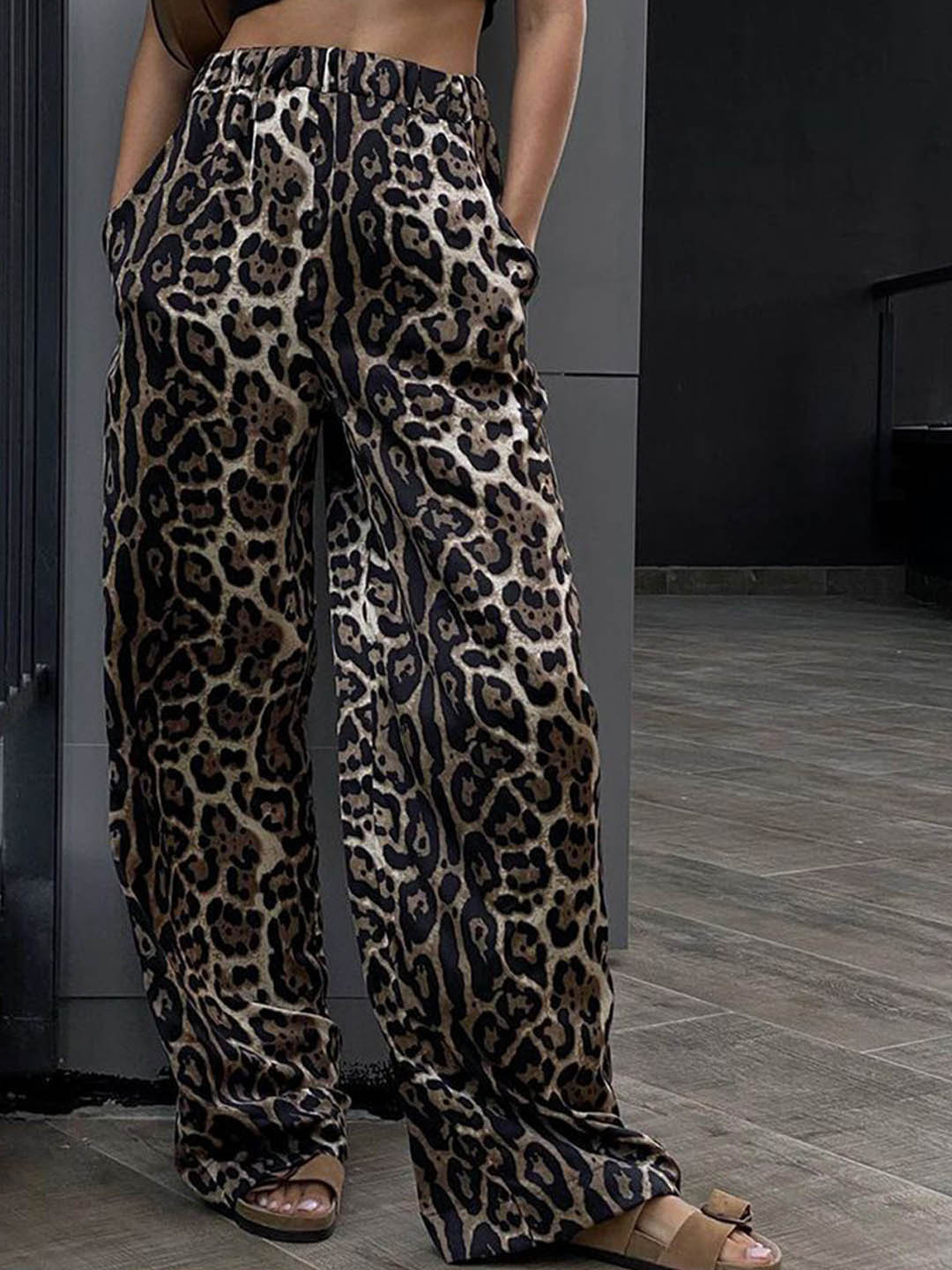 

MIAKEE Women Animal Printed Straight Fit Trousers, Brown