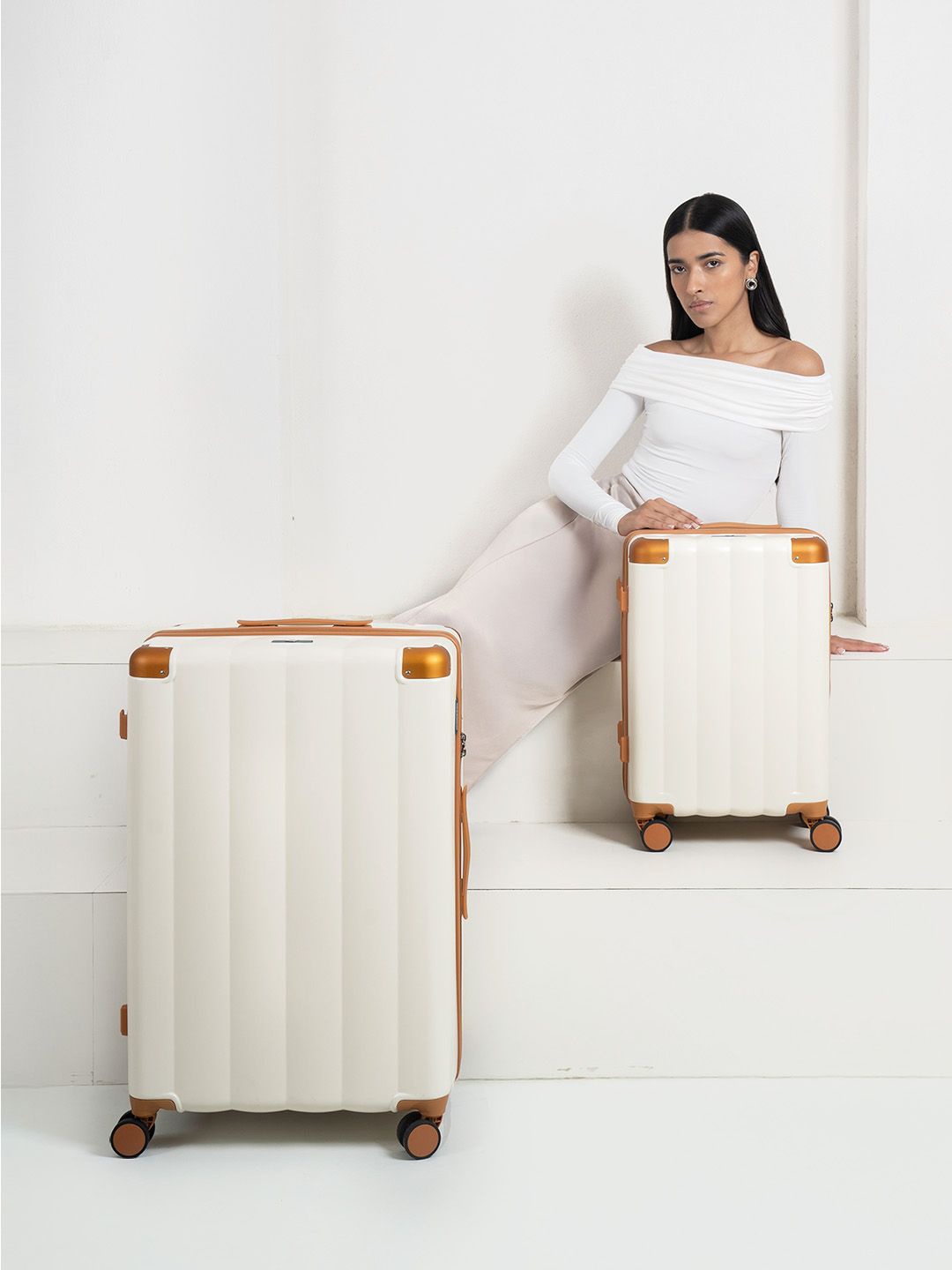 

Assembly Iris Set Of 2 Textured Hard-Sided Trolley Bag, Beige