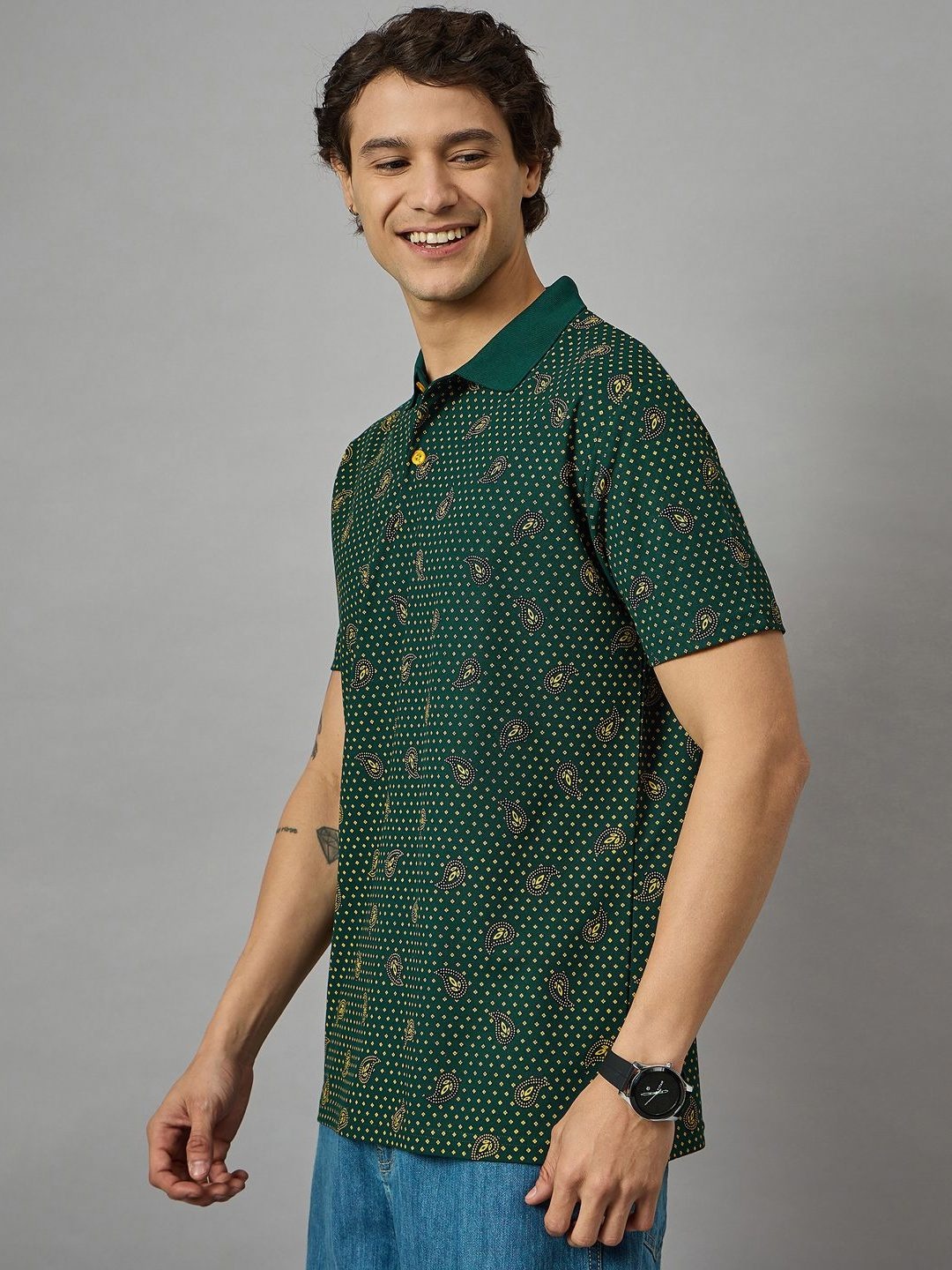 

BRONATION Men Geometric Printed Polo Collar Cotton T-shirt, Green