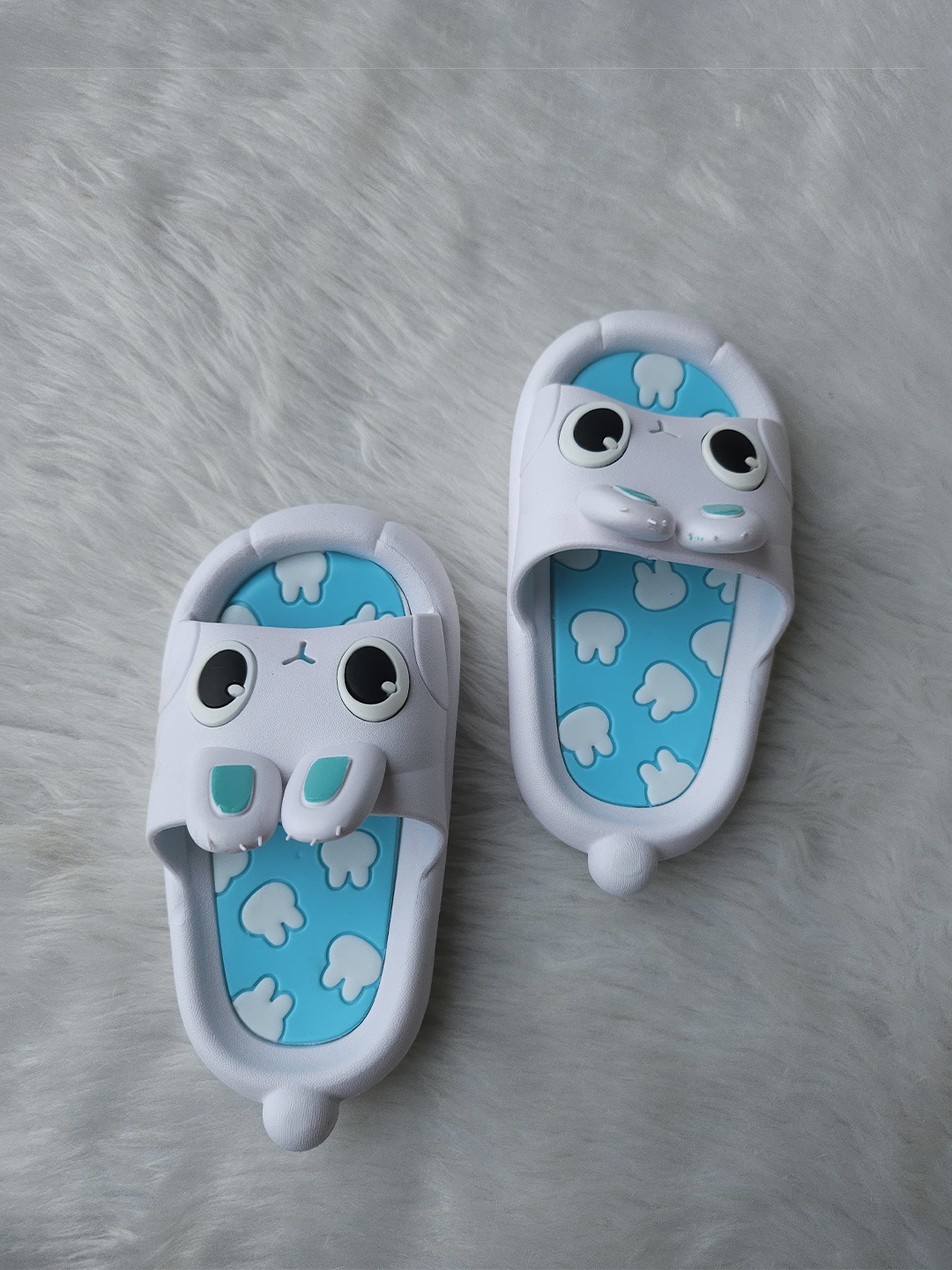 

MOON MAMA Unisex Kids Rubber Sliders, Blue