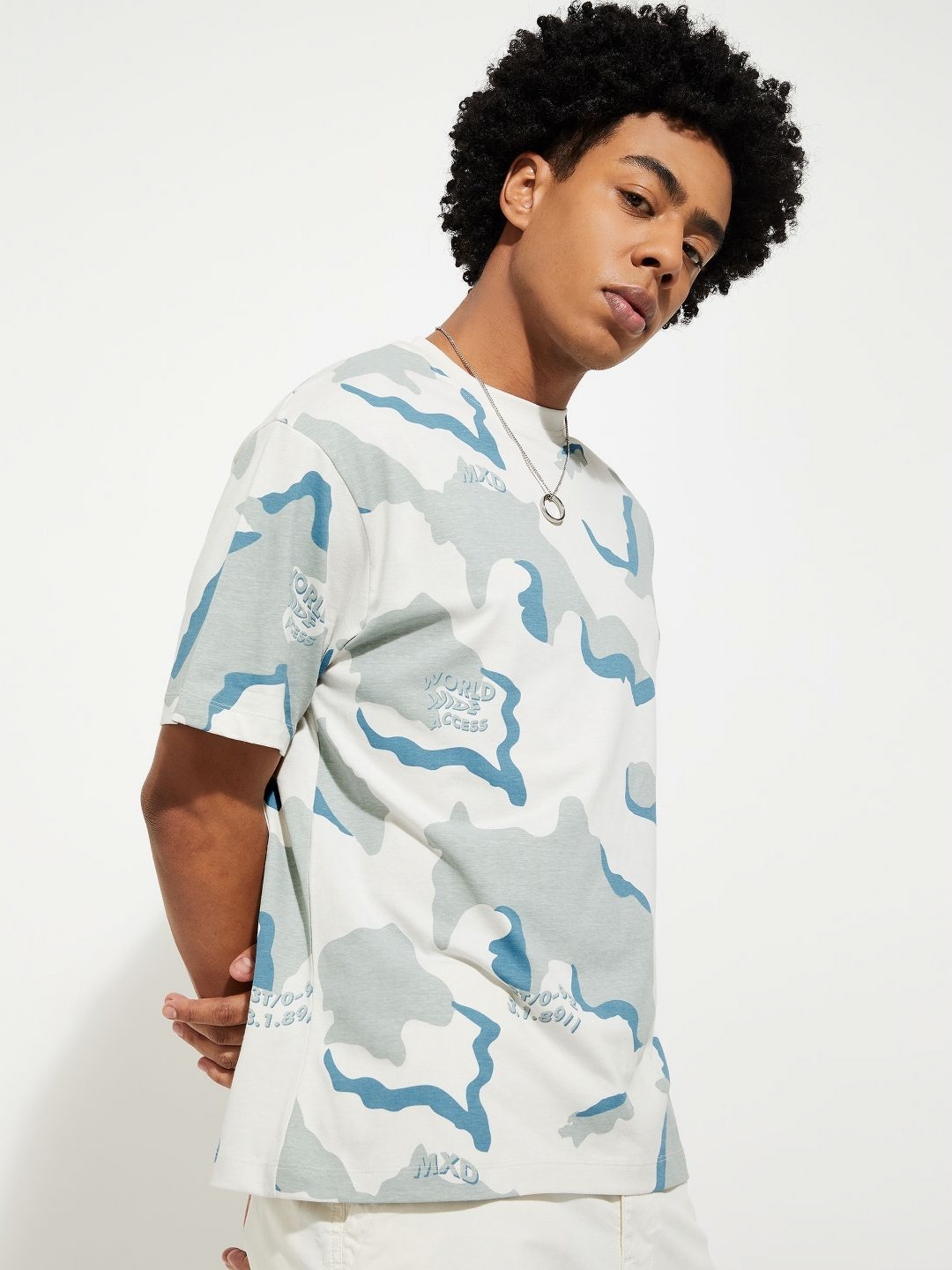 

max Men Abstract Printed Round Neck Cotton T-shirt, White