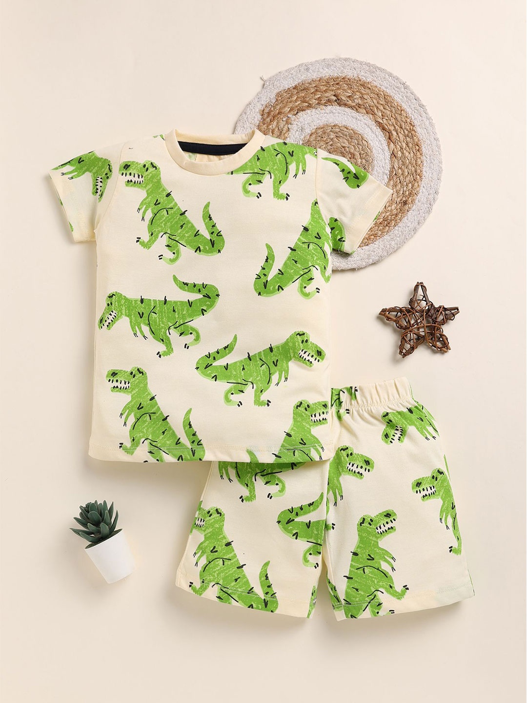 

YK Boys Printed Round Neck T-Shirt With Shorts, Off white