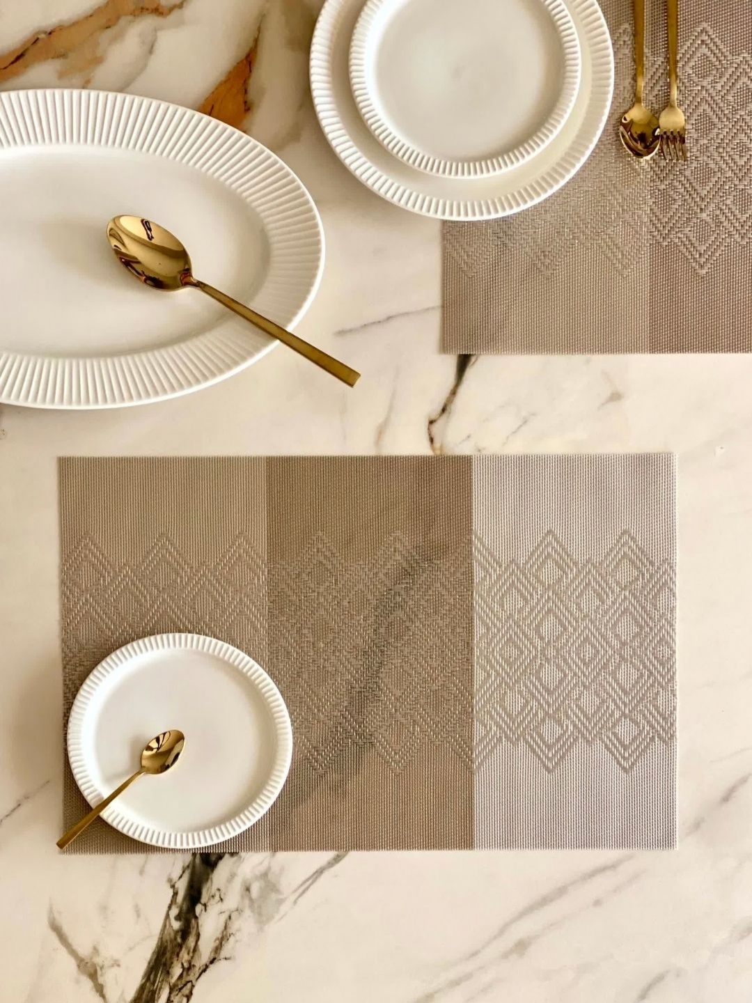 

Mason Home Pewter Set of 6 Brown Textured Table Placemats