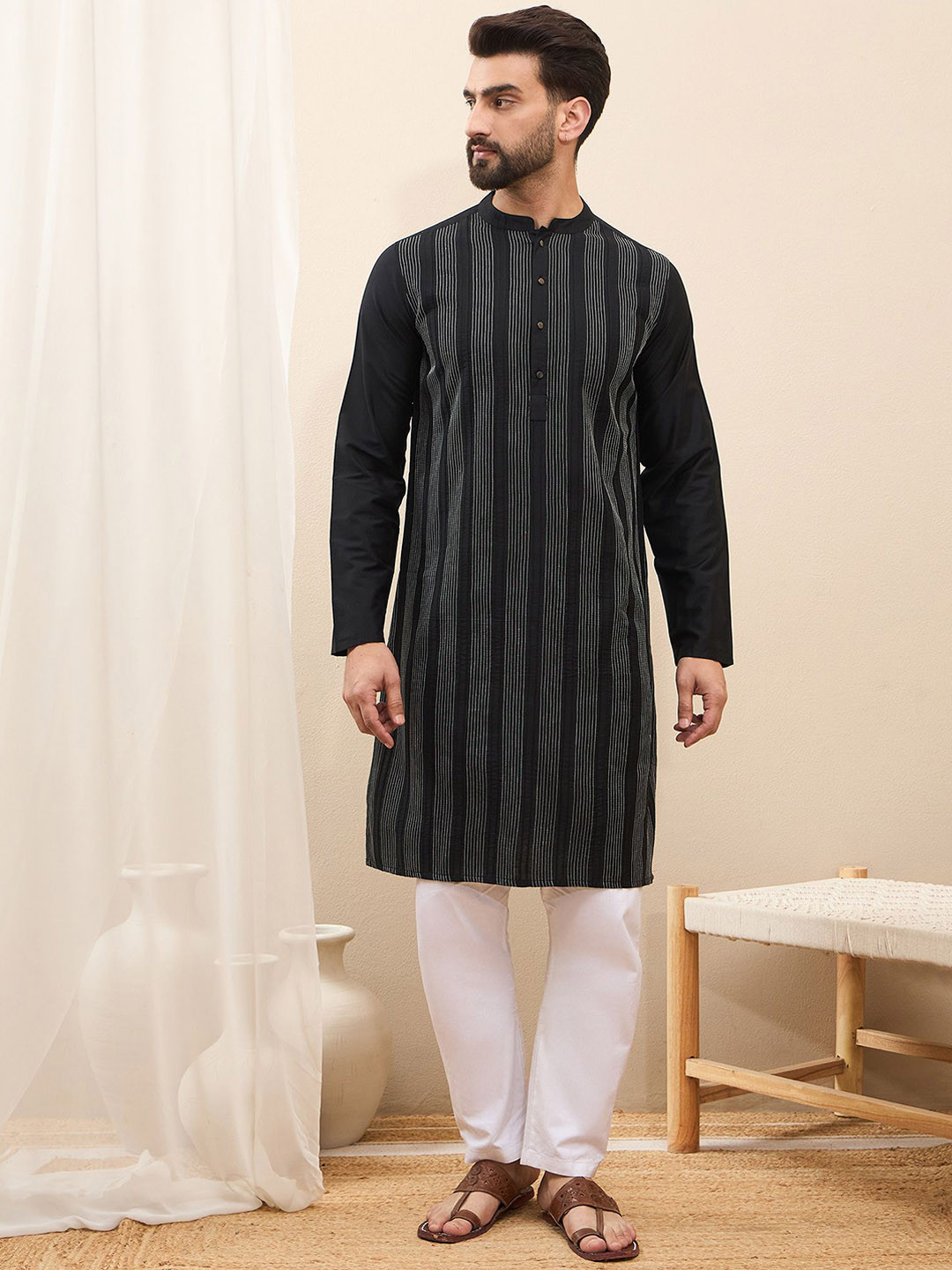 

House of Pataudi Striped Thread Work Mandarin Collar Straight Kurta, Black