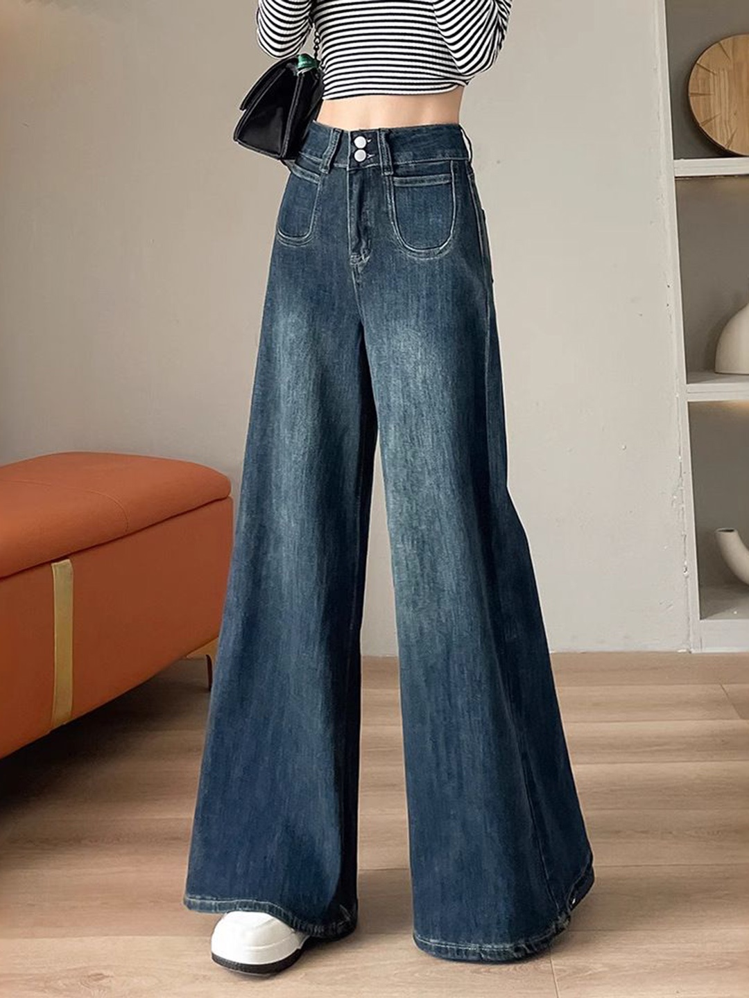 

DressBerry Women Wide Leg High-Rise Light Fade Cotton Jeans, Blue
