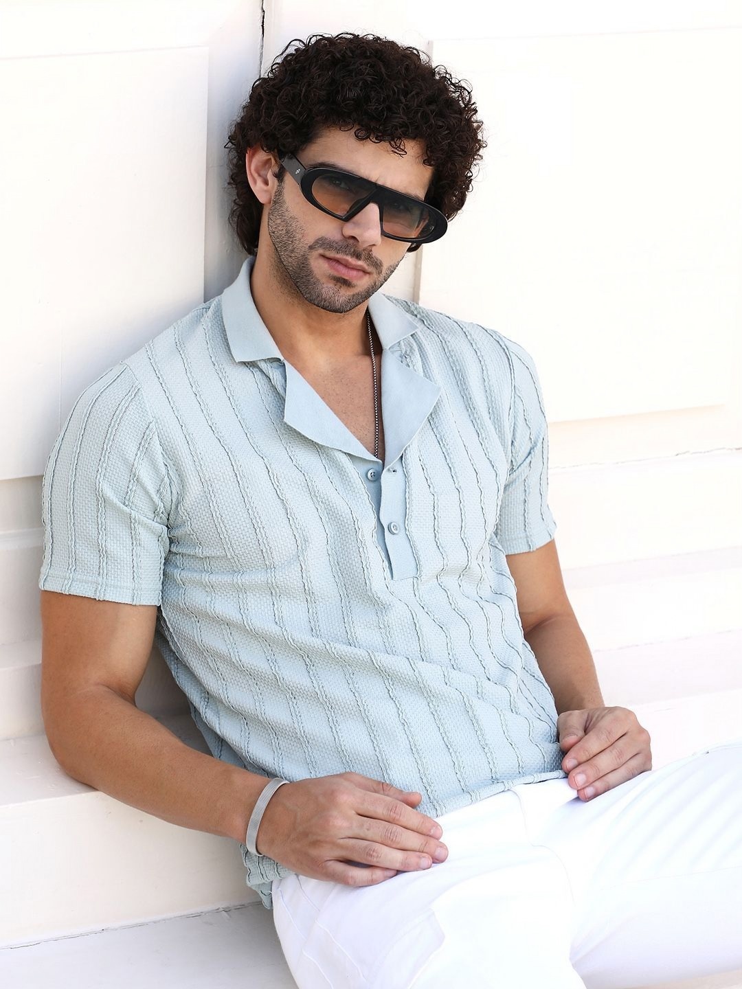 

Campus Sutra Men Self Design Polo Collar Cotton T-shirt, Green