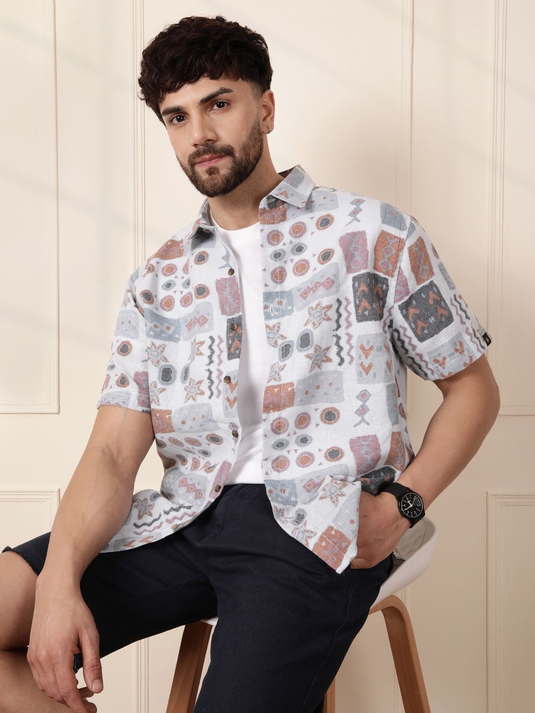 

WROGN Men Comfort Fit Spread Collar Conversational Printed Cotton Casual Shirt, White
