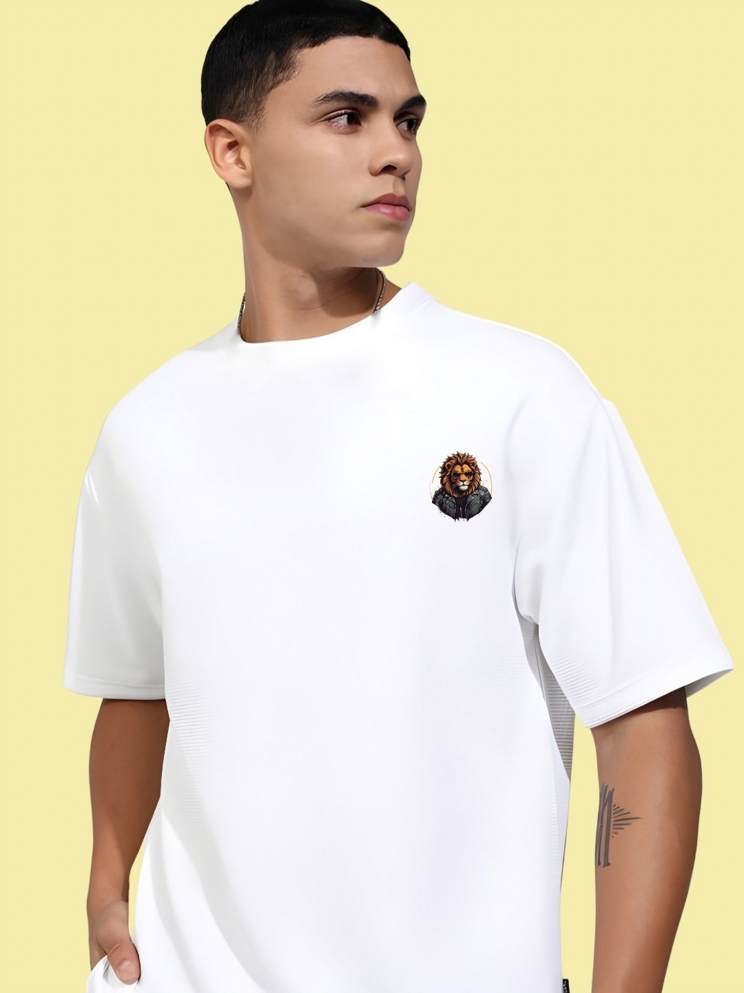 

THE BEETEL HOUSE Men Drop-Shoulder Sleeves T-shirt, White