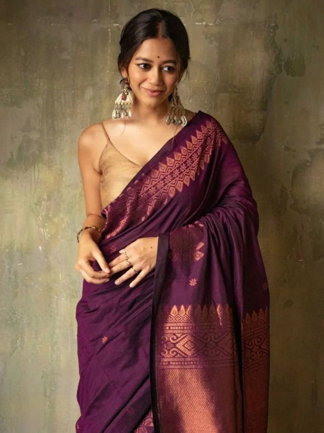 

VILLE FASHION Woven Design Zari Kanjeevaram Saree, Violet