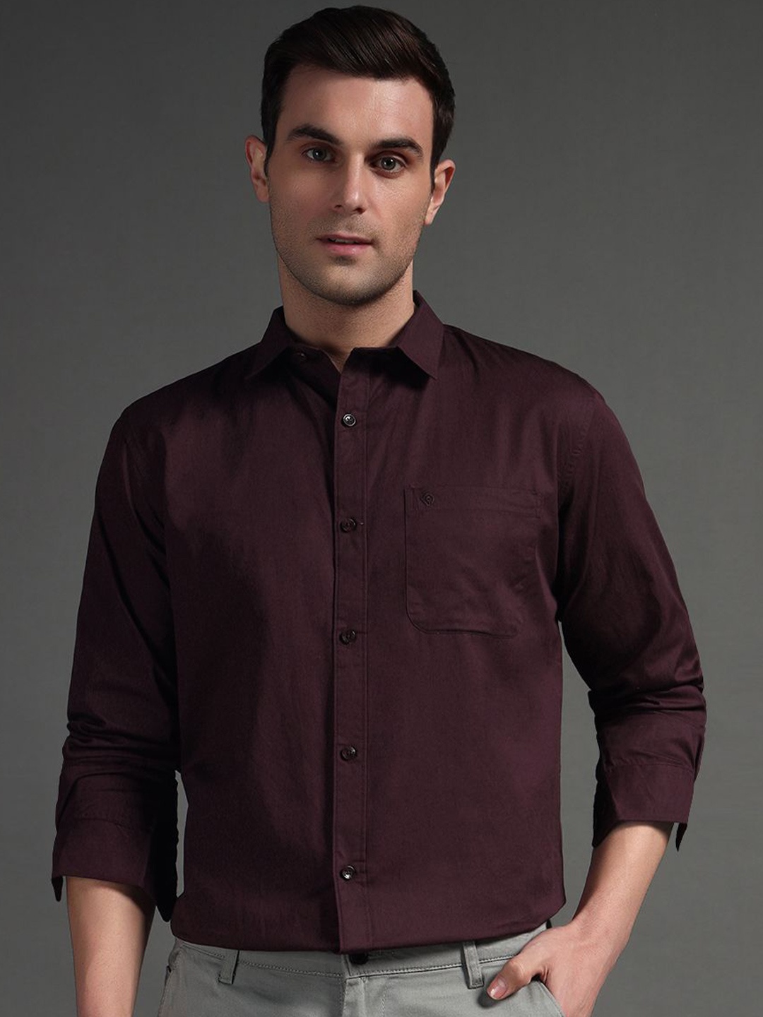 

SUI DHAGA Men India Slim Fit Spread Collar Solid Cotton Formal Shirt, Maroon