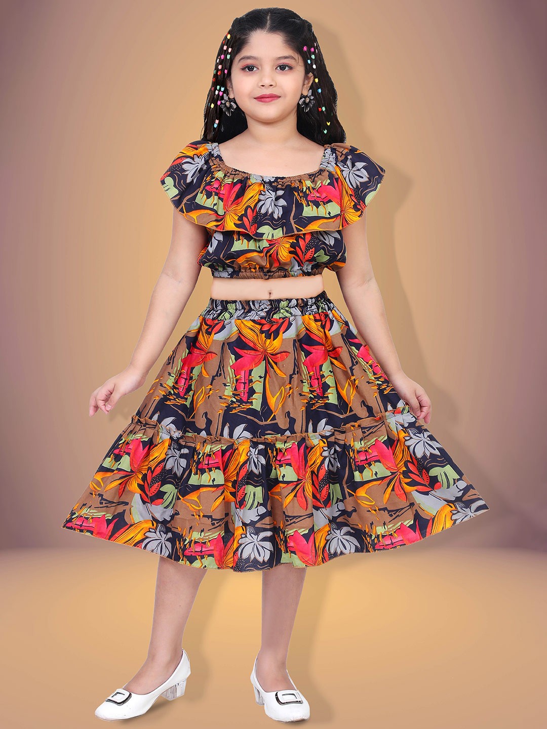 

KAARIGARI Girls Printed Off-Shoulder Top With Skirt, Orange