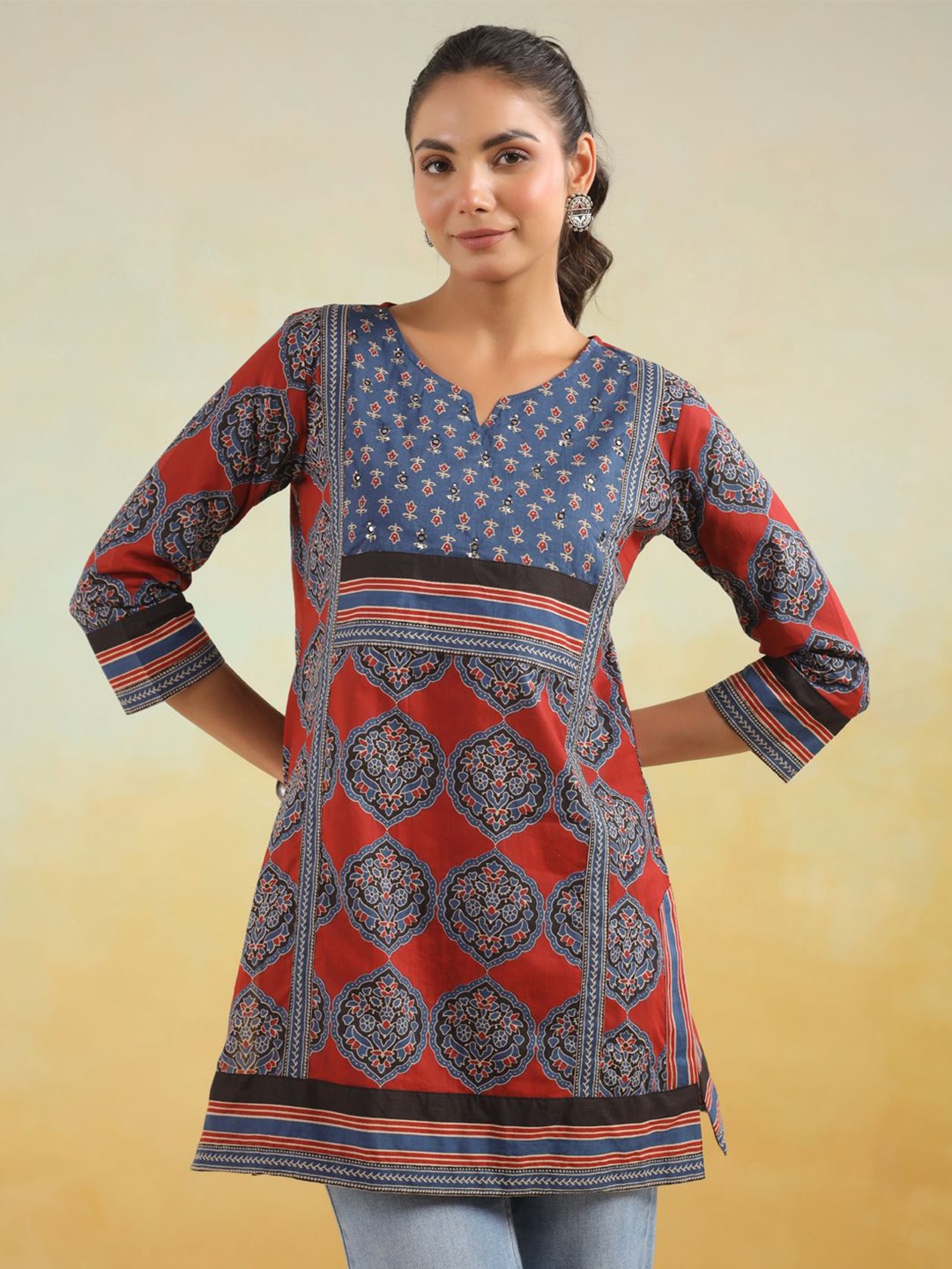 

Jaipur Morni Women Floral Printed Pure Cotton Tunic, Red