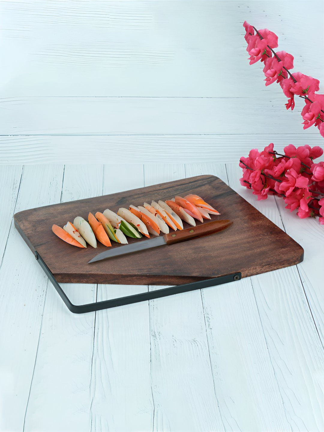 

Maison Modern Brown & Black Wooden Chopping Board