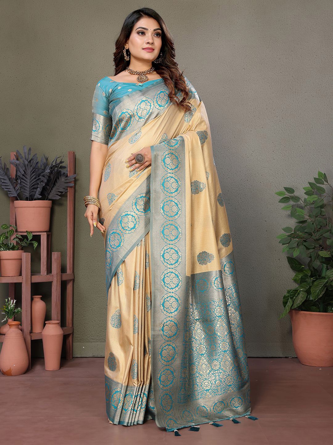 

LeeliPeeri Designer Ethnic Motifs Zari Silk Blend Banarasi Saree, Blue