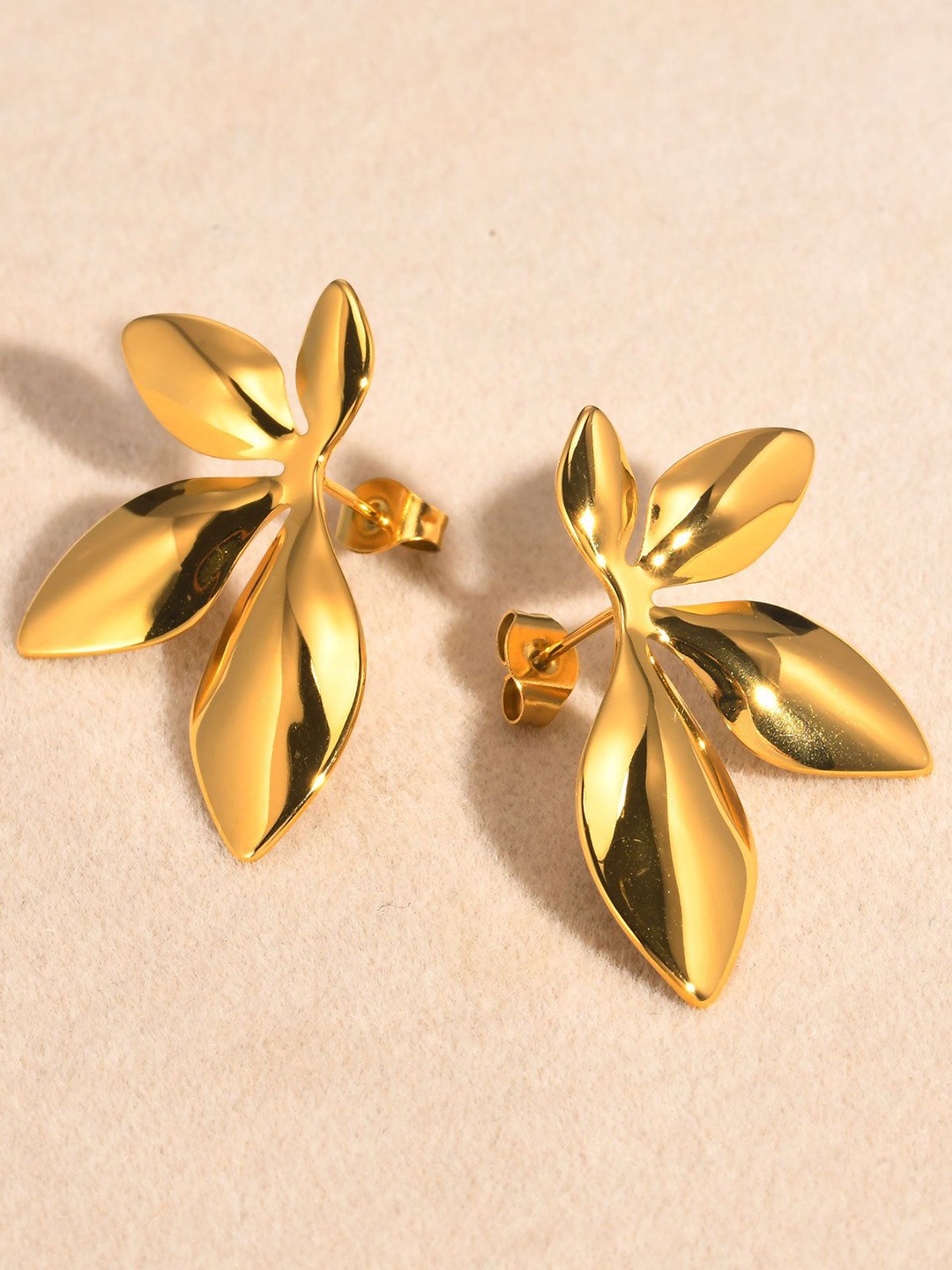 

DIVASTRI Gold-Plated Leaf Shaped Studs