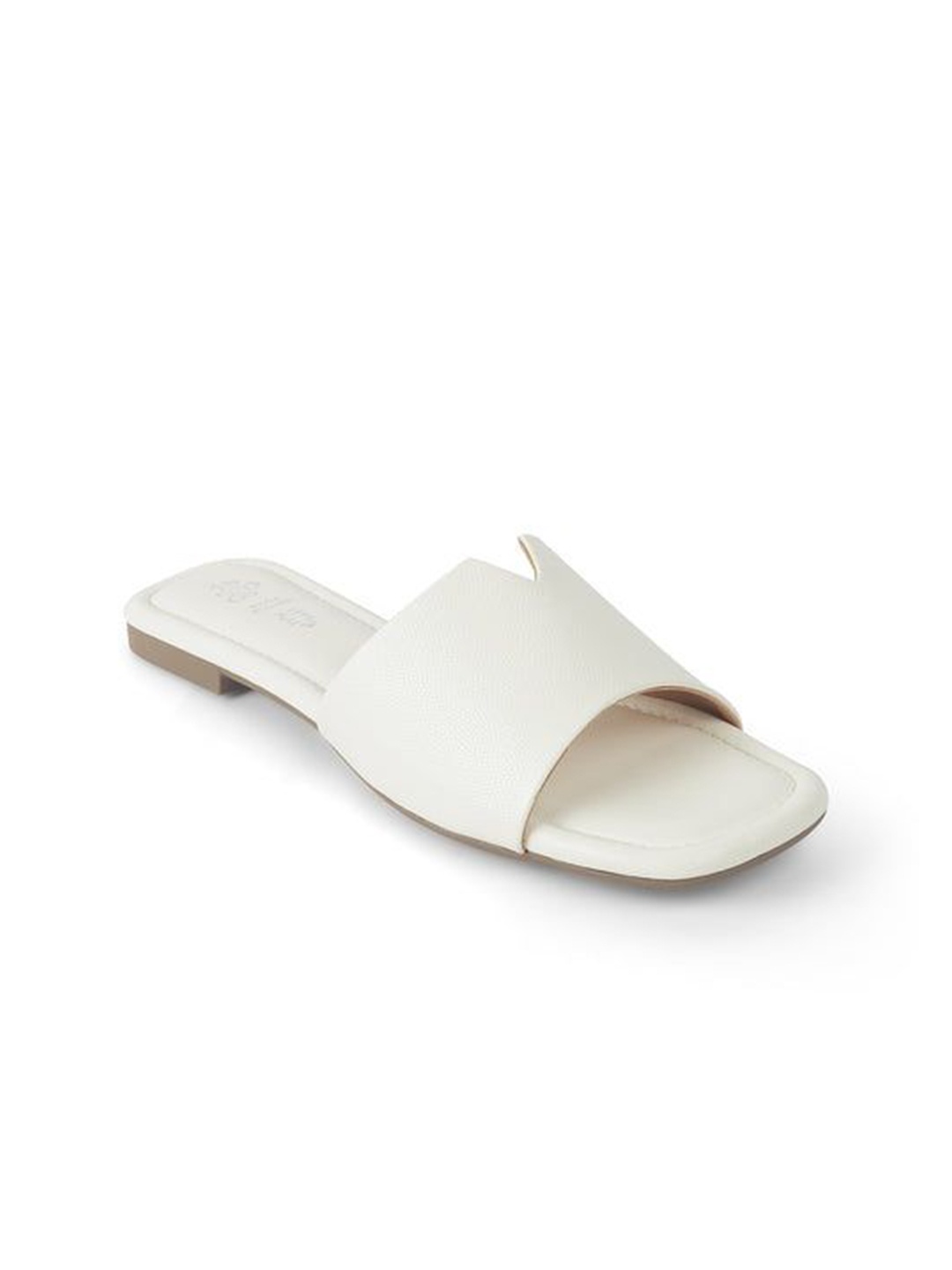 

Tresmode Women Open Toe Flats, White