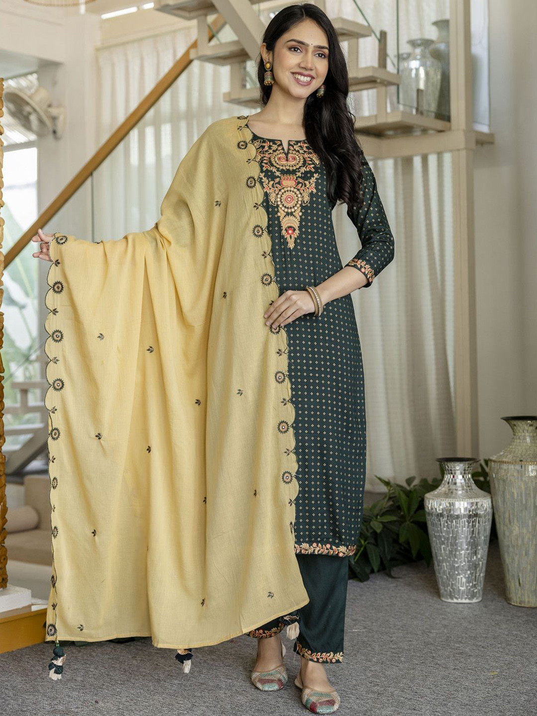 

Gauric creation Floral Embroidered Thread Work Straight Kurta With Trouser & Dupatta, Green