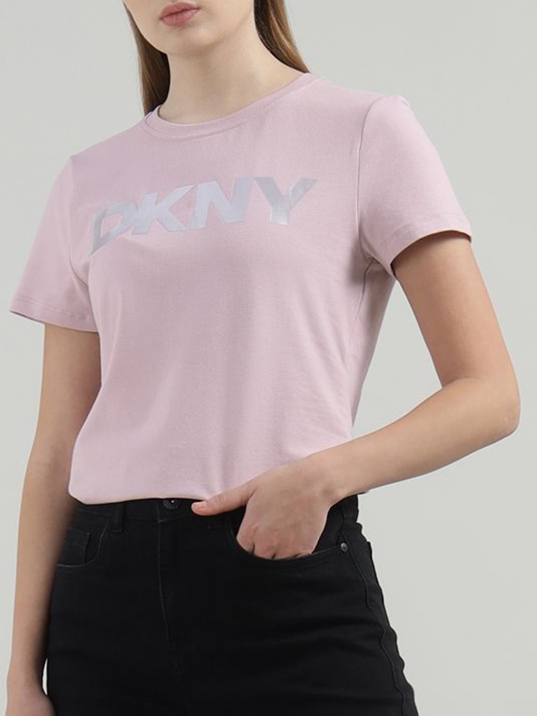 

DKNY Women Typography Applique T-shirt, Pink