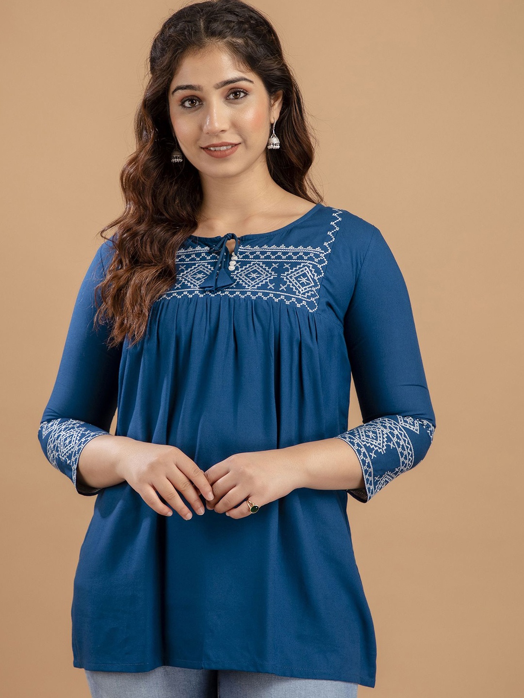 

AVAYAYAT Women Solid Keyhole Neck Top, Teal