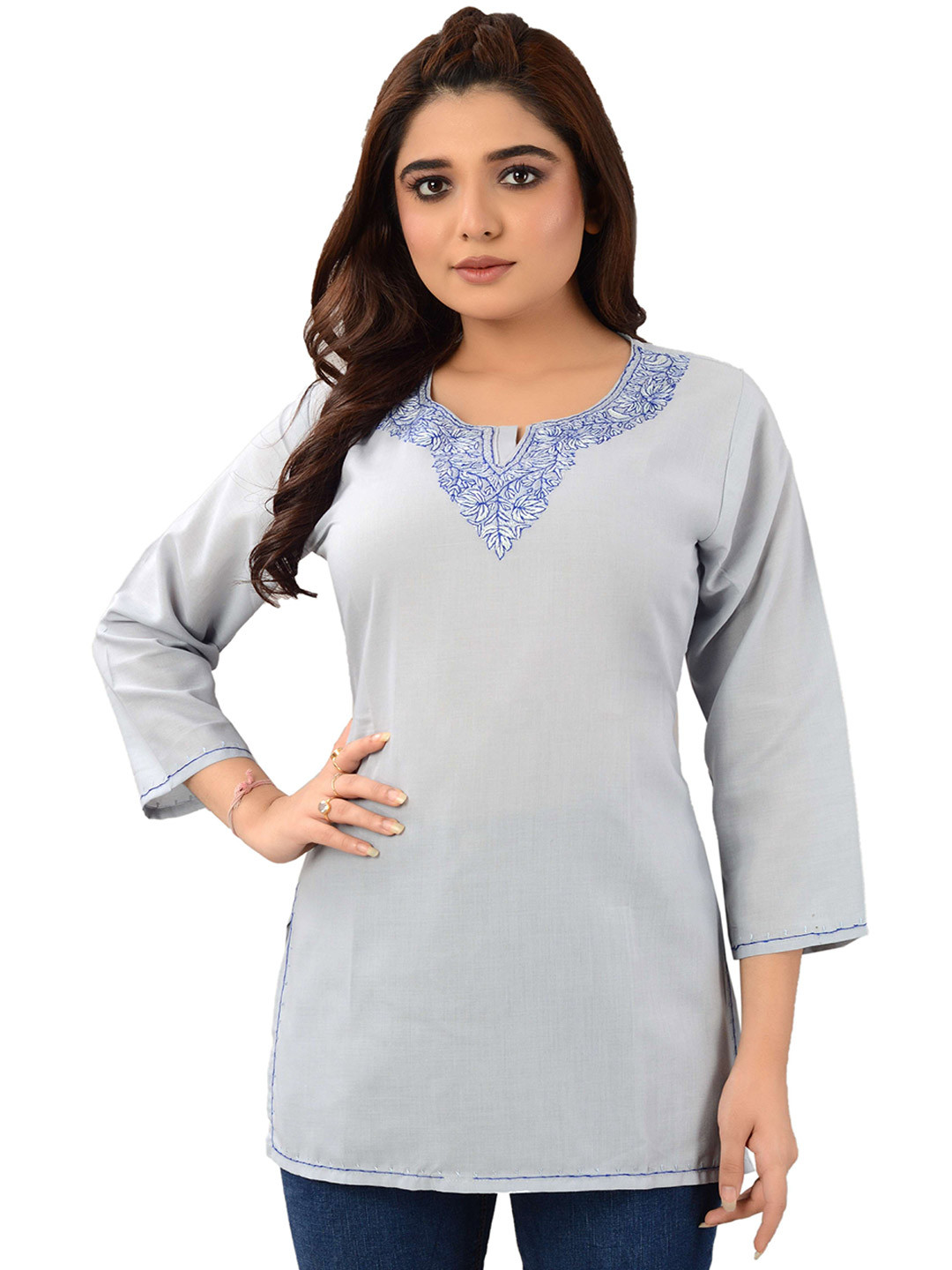 

TROMBOO Women Floral Printed V-Neck Top, Grey