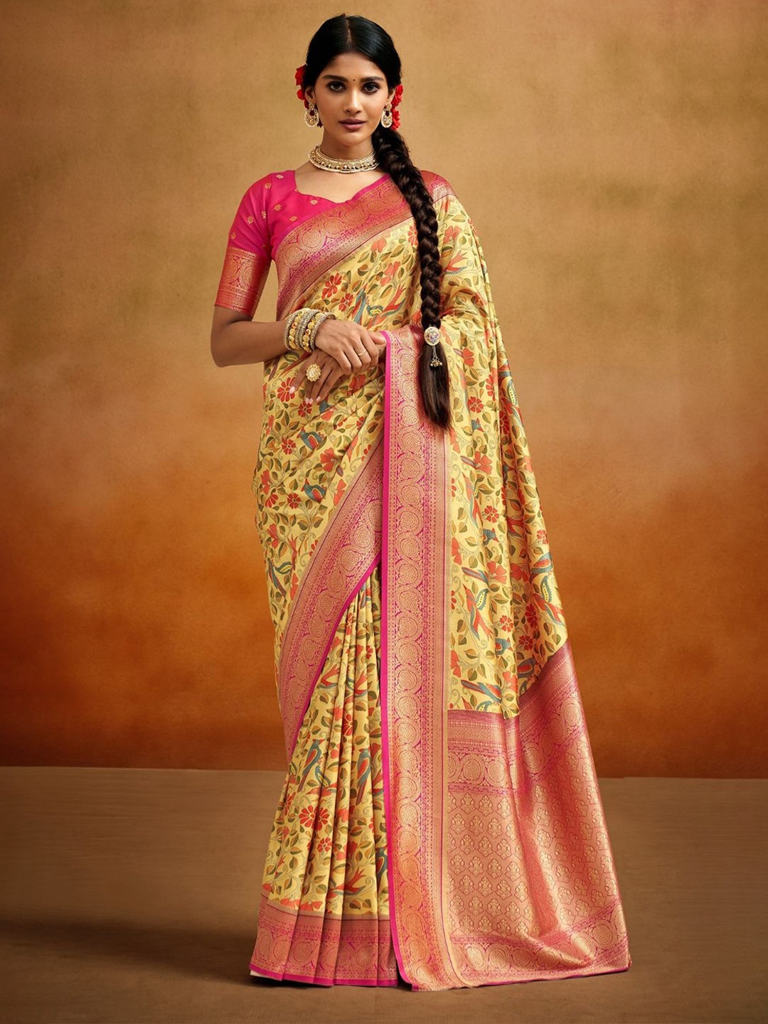 

DEVATITHI Yellow Tussar Silk Kalamkari Saree