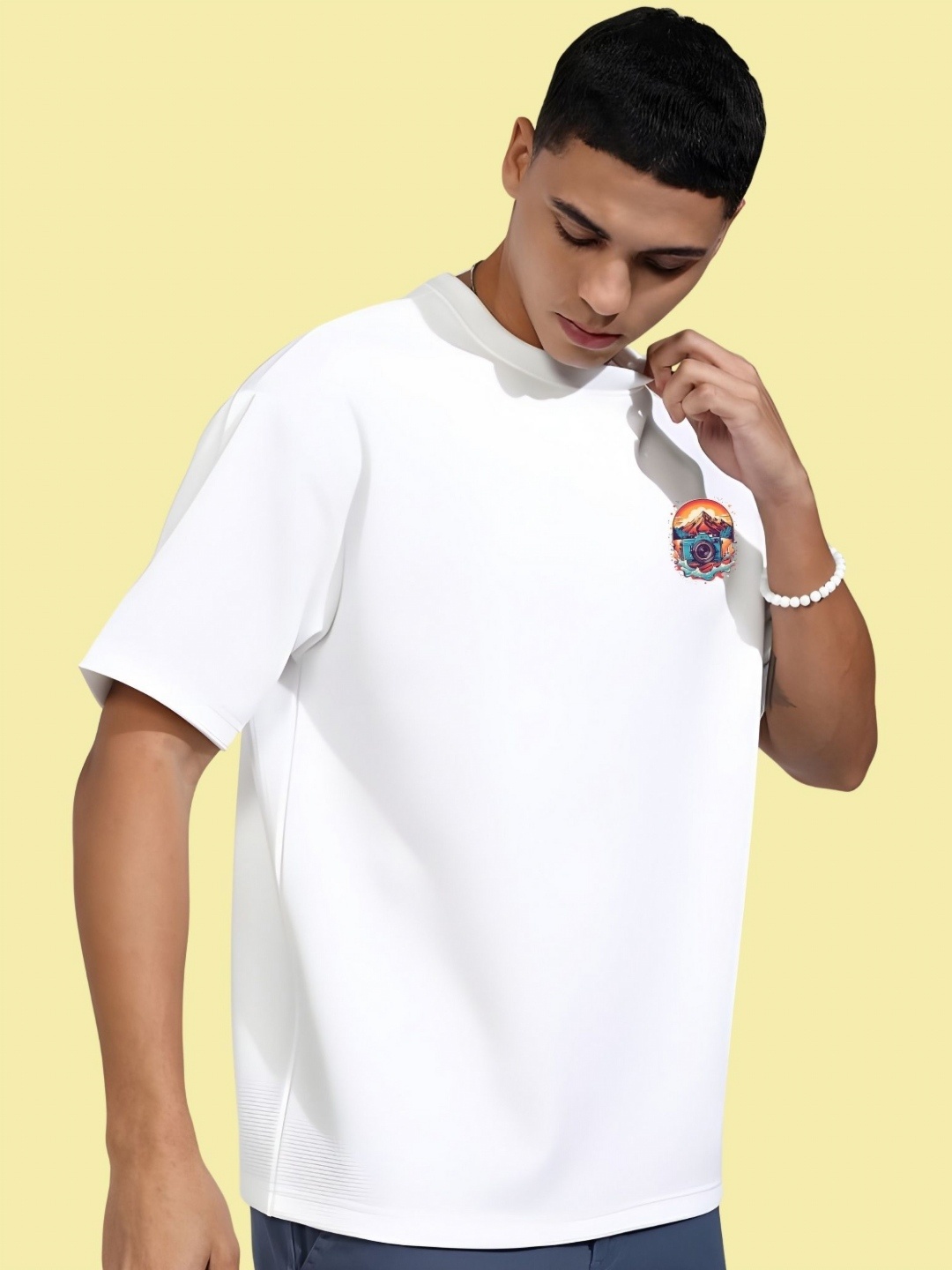 

THE BEETEL HOUSE Men Drop-Shoulder Sleeves T-shirt, White