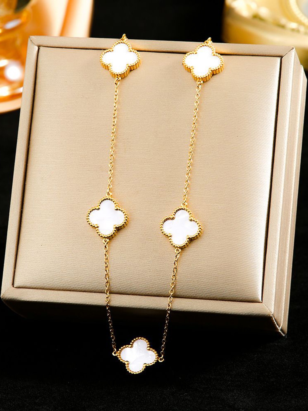 

MEENAZ Gold-Plated Minimal Necklace