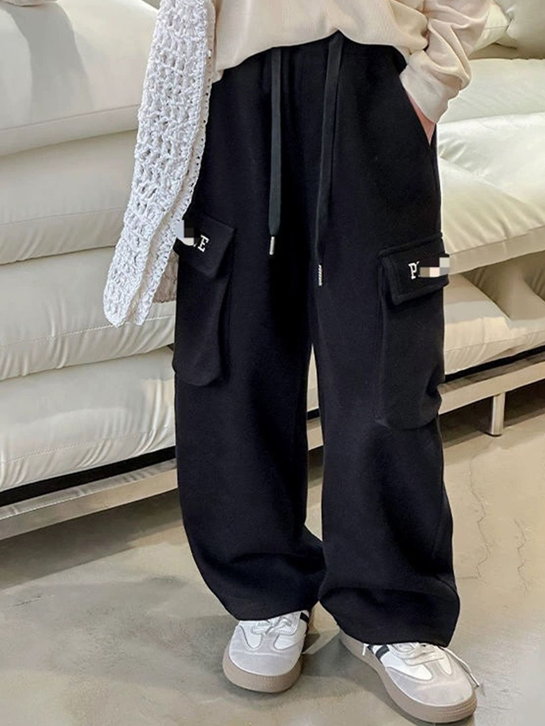 

LULU & SKY Girls Loose Fit High-Rise Trousers, Black
